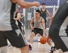 开云中国-广厦男篮发布备战花絮，清晨状态回暖，国王杯任务艰巨，医务组通报恢复