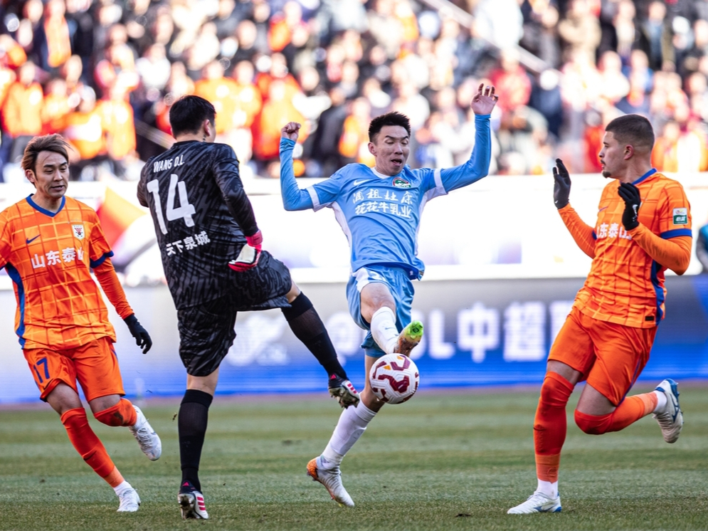 开云官方网站在线登陆-清晨突围战来临；拉齐奥围绕CBA季后赛官宣签约；球迷炸锅；纪律约束更严格