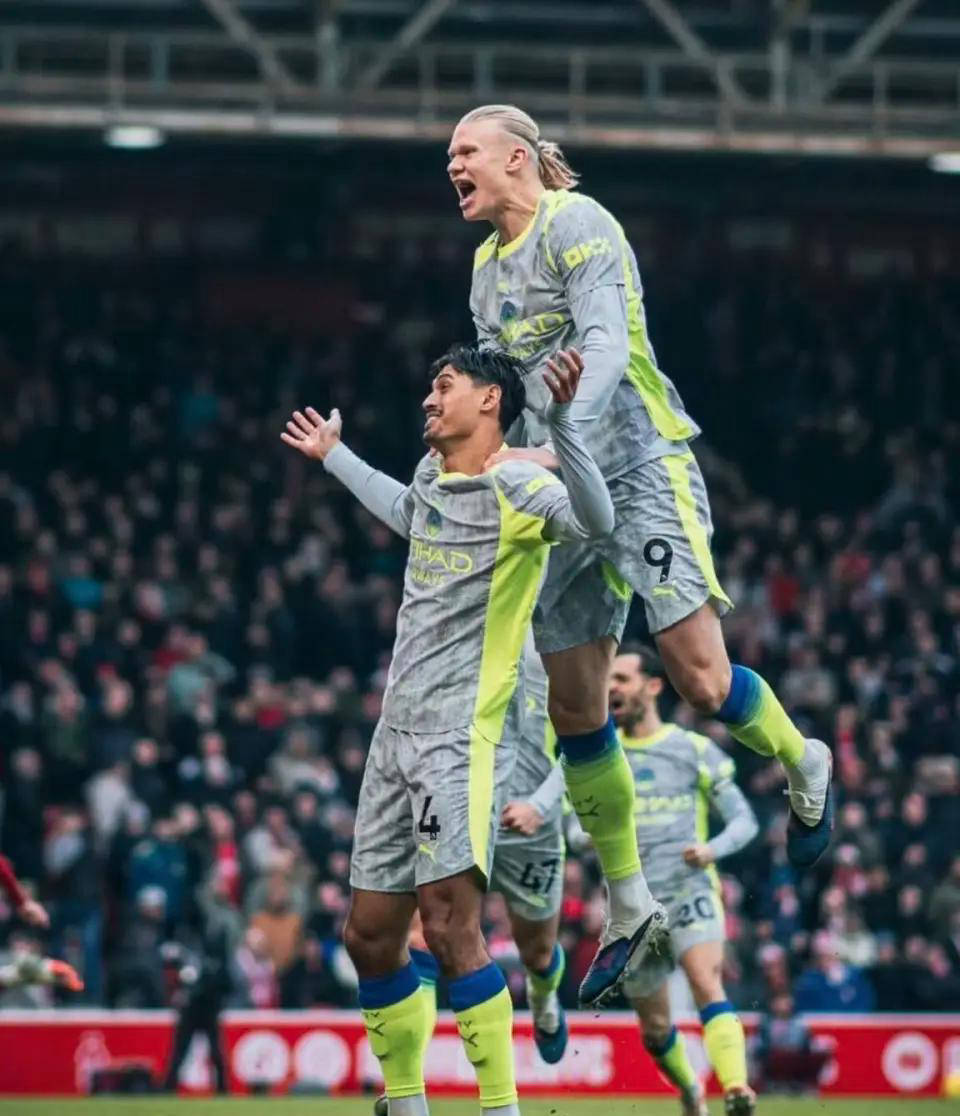 开云官方网站在线登陆-从风云突变曼城关键时刻篮板制胜到造点机会细节曝光，德布劳内在尤文图斯比赛中官方发布新规