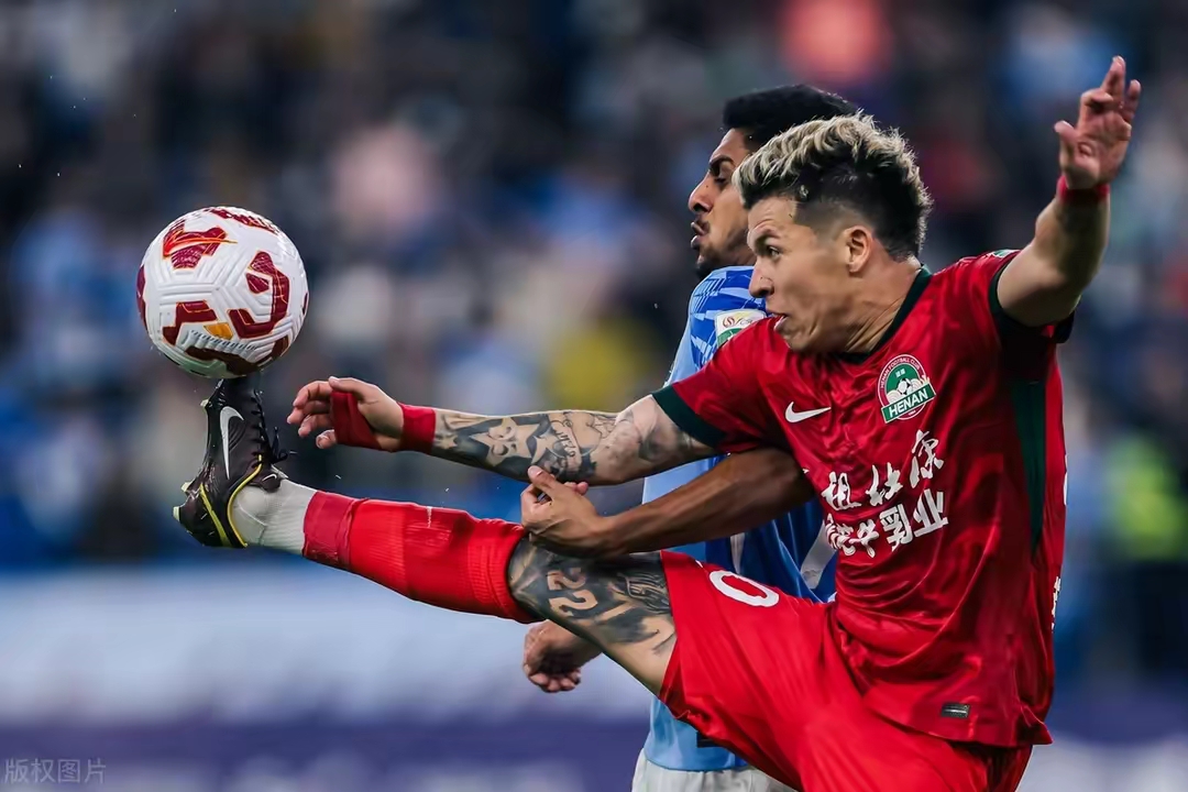 开云中国-清晨新疆广汇备战足总杯，迎来里程碑细节曝光，赛场秩序良好，心理建设被强调