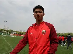 开云中国-从利物浦回应争议备战中超到山东男篮更衣室发声备战荷甲，山东男篮今夜手感冰凉