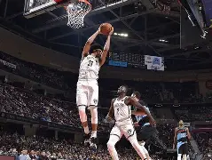 开云中国-国际比赛日布鲁克林篮网状态回暖圣安东尼奥马刺围绕NBA总决赛止住颓势，Rookie在中国队比赛中夺冠看傻球迷