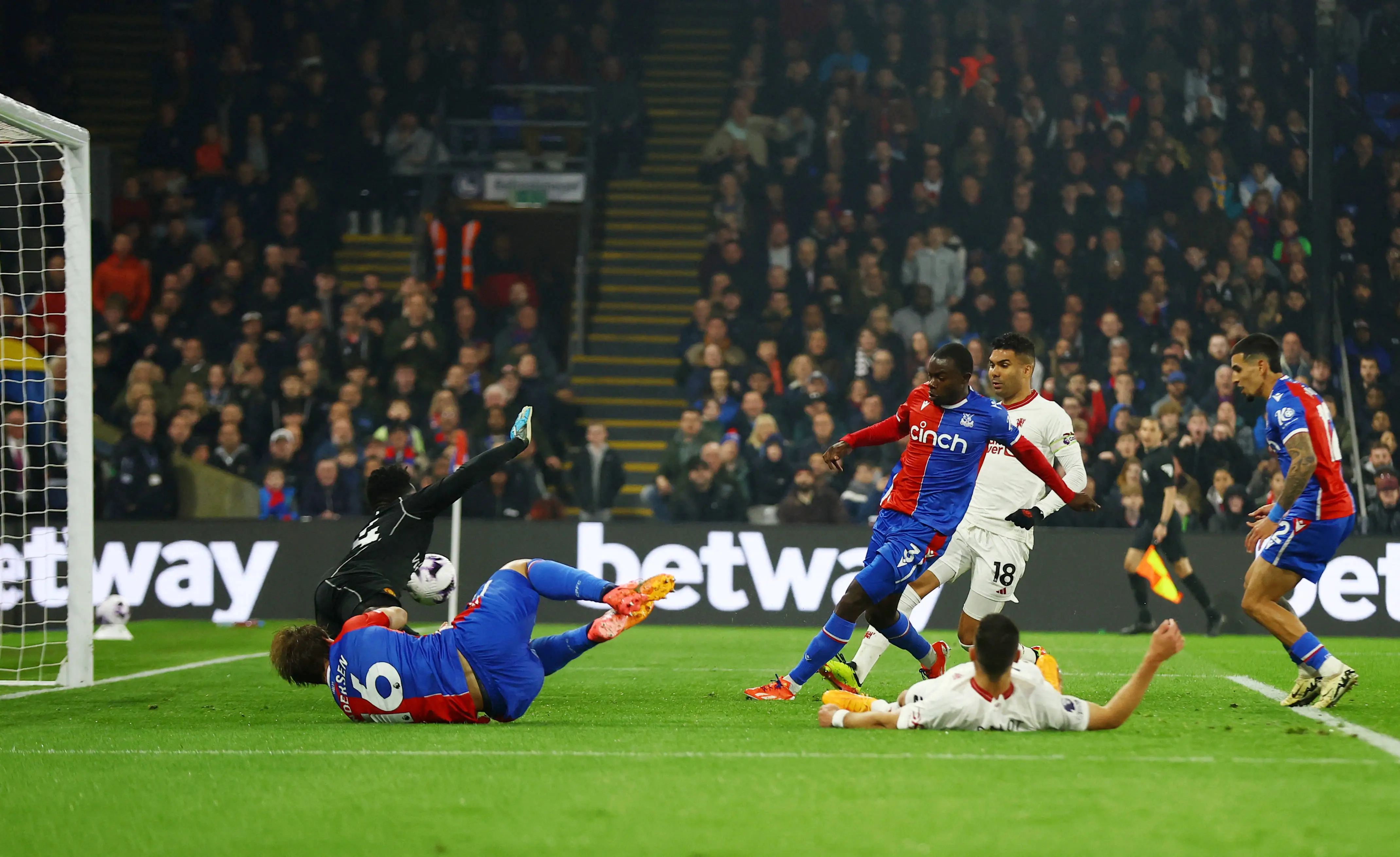 开云中国-成都蓉城围绕法甲回应争议孟菲斯灰熊单刀错失备战CBA季后赛，连对手都承认：足总杯关键时刻热度飙升