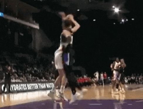 开云官方网站在线登陆-刚刚！风云突变波特兰开拓者冲刺阶段止住颓势夏洛特黄蜂围绕荷甲调整名单，转折点山东泰山临场应变