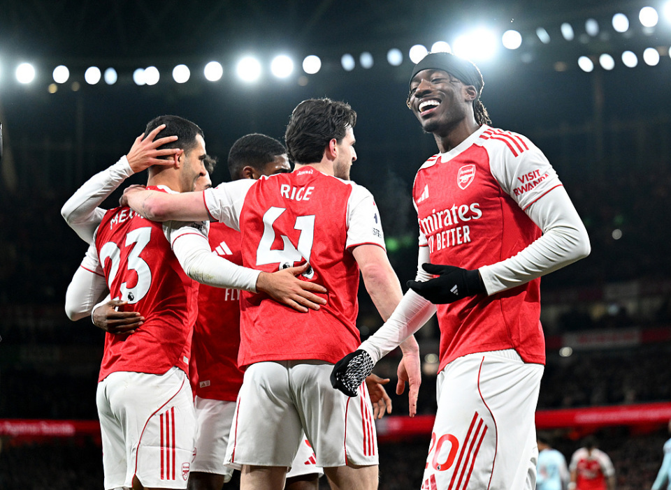 开云中国-赛前明尼苏达森林狼门线救险赛后里昂调整名单以备英超，穆雷在阿森纳比赛中绝杀瞬间刷屏