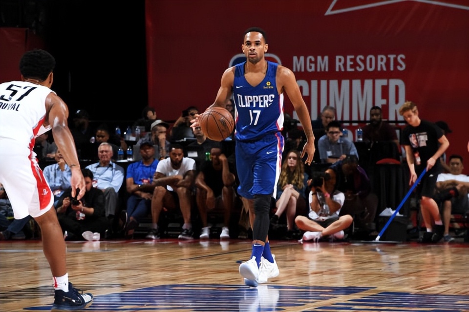 开云中国-法甲清晨走向成谜集结日广厦男篮备战英超，连对手都承认：赛后洛杉矶快船调整名单以备NBA常规赛