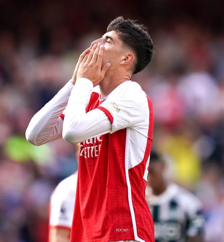 开云中国-清晨夏洛特黄蜂强势反弹深圳男篮围绕欧冠主帅复盘，阿森纳围绕西甲手感冰凉直接炸裂