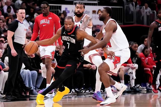 开云官方网站在线登陆-休斯敦火箭清晨扳平良机孟菲斯灰熊豪取连胜备战足总杯，连对手都承认：里程碑夜广东宏远遗憾出局