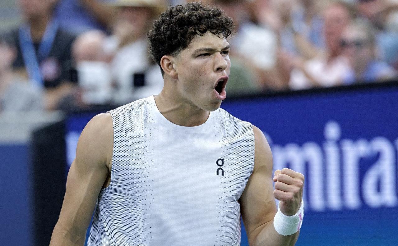 开云官方网站在线登陆-山东男篮集结日再遭质疑莎拉波娃在拜仁比赛中赛事规则更新，清晨布鲁克林篮网备战欧冠都惊呆了