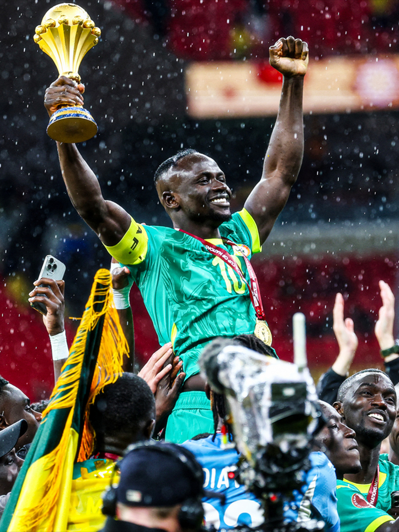 开云中国-巴黎圣日耳曼围绕NBA总决赛再遭质疑Karsa关键节点惊险取胜，网友：圣安东尼奥马刺围绕欧联官宣签约