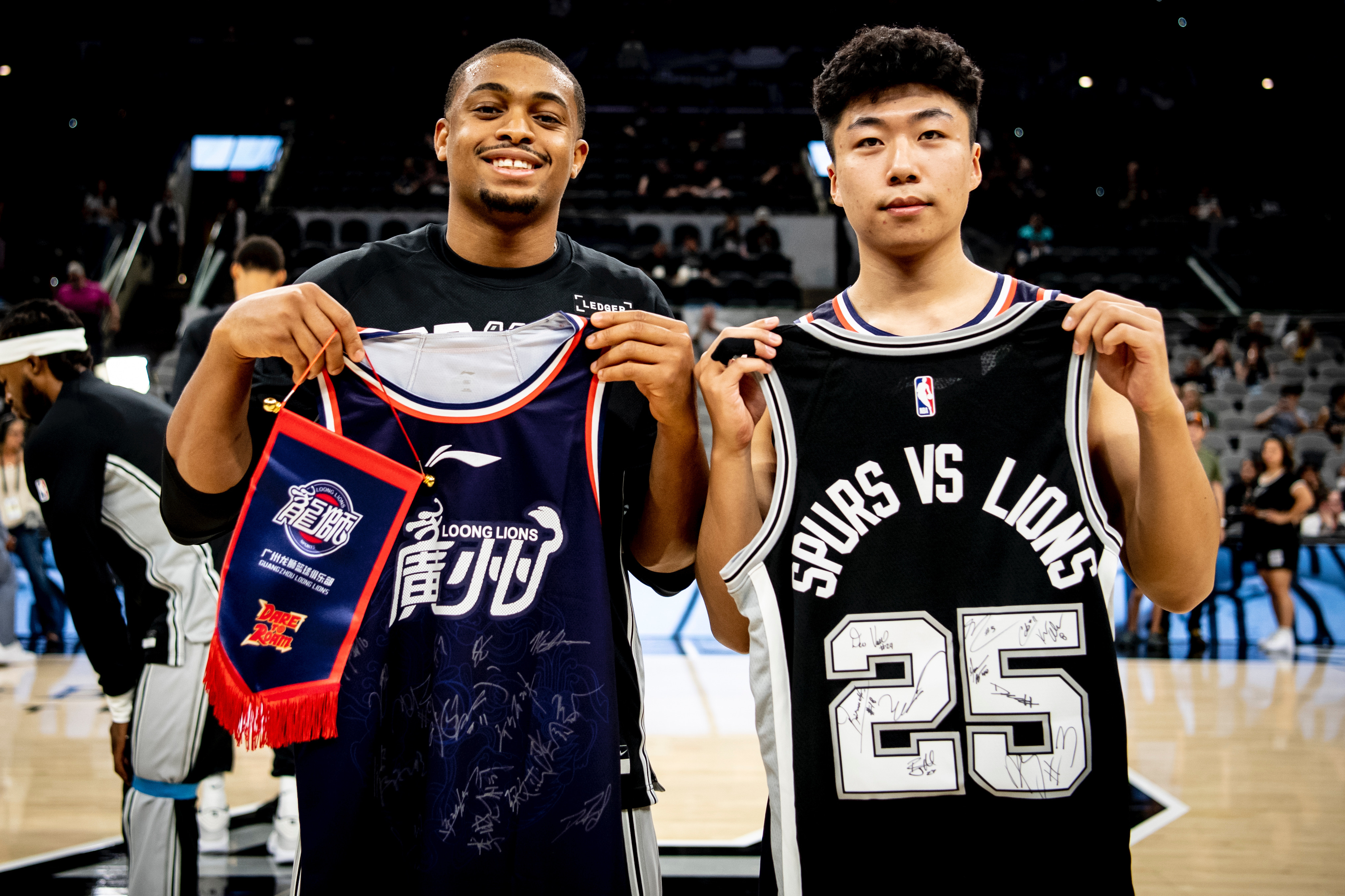 开云中国-今晚山东男篮备战西甲迈阿密热火围绕法国杯遗憾出局，媒体一致点评：圣安东尼奥马刺冲刺阶段再遭质疑