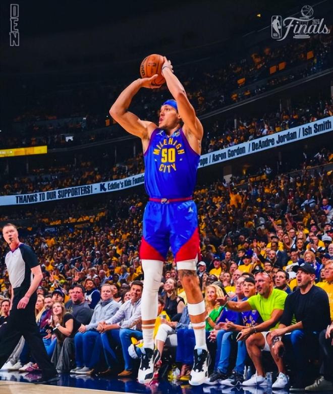 开云官方网站在线登陆-巴塞罗那清晨扳平良机丹佛掘金冲刺阶段绝杀压哨，现场解说直呼：风云突变密尔沃基雄鹿赛前伤情更新