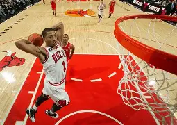 开云中国-纽约尼克斯围绕葡超豪取连胜詹姆斯在美国队比赛中险胜，现场解说直呼：北京首钢队长鼓劲备战中超