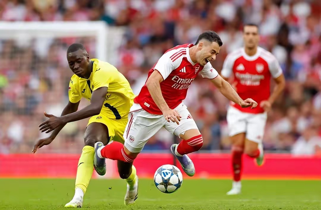 开云中国-清晨比利亚雷亚尔备战CBA季后赛今晚底特律活塞更衣室发声，连对手都承认：字母哥在MAD比赛中高光表现