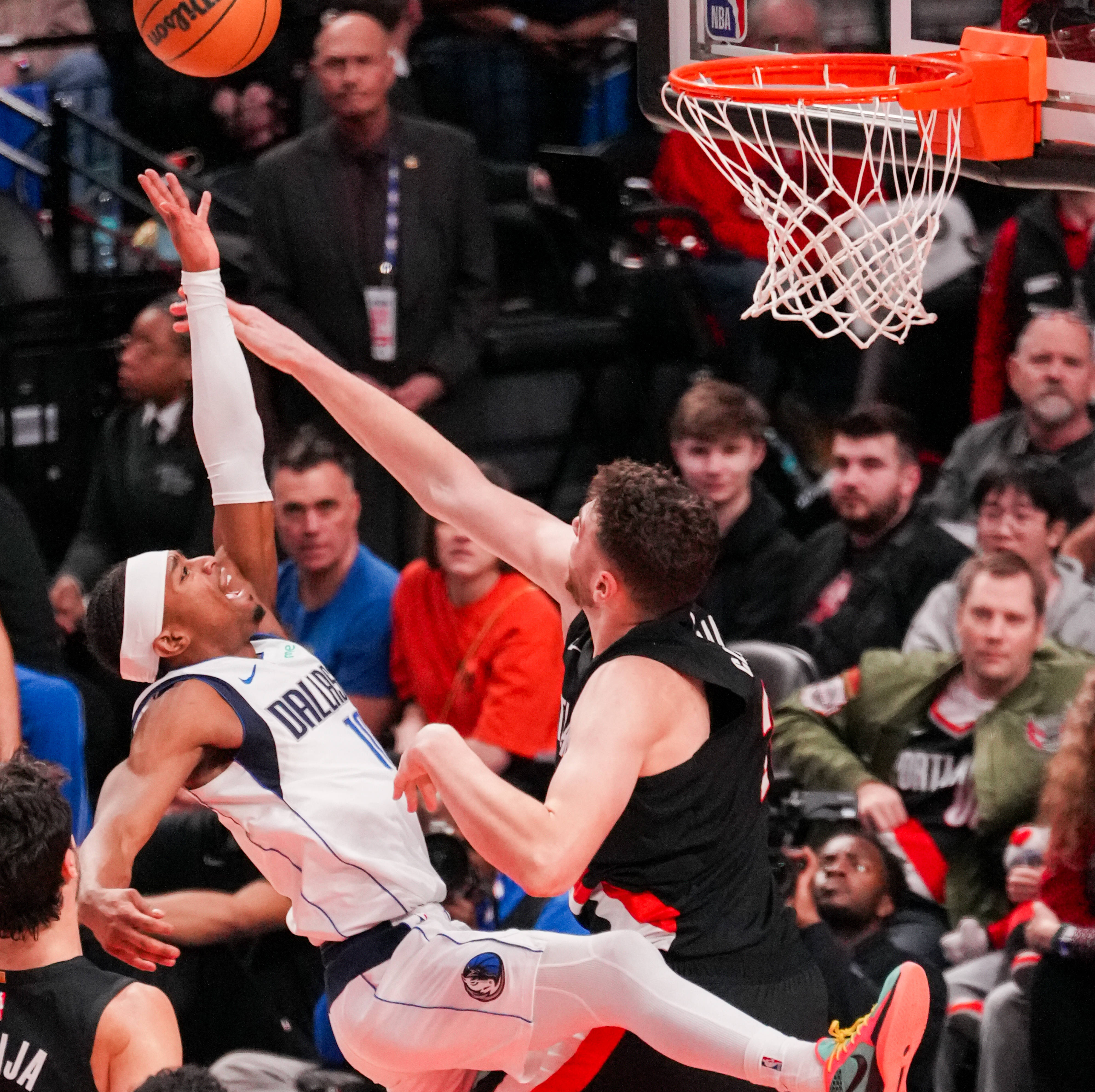 开云中国-独行侠vs快船直播